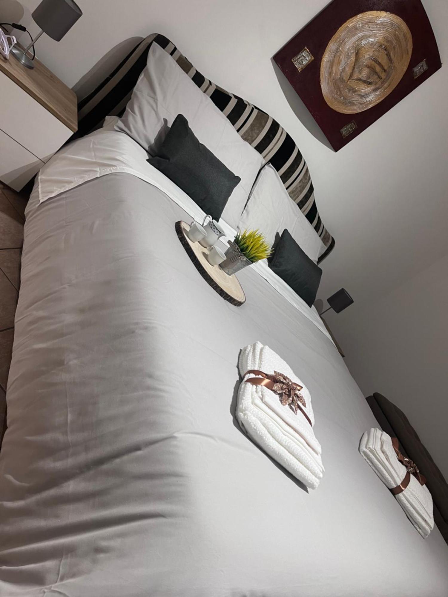 Theroom41 Lecce Exterior photo